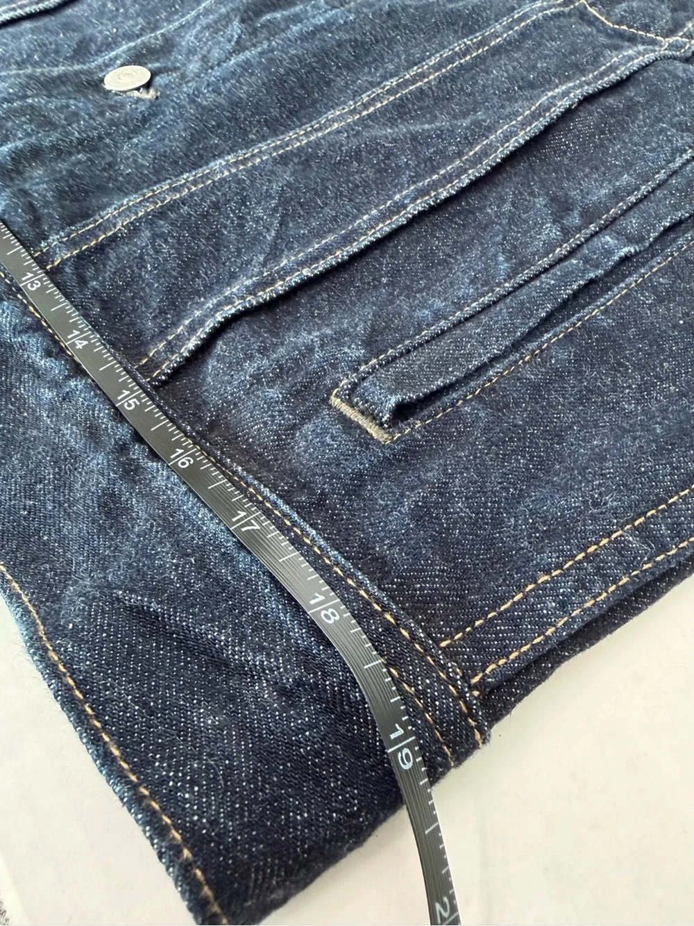 J.Crew Men’s Denim Trucker Jacket M Dark Indigo Rugged Classic Rigid Cotton